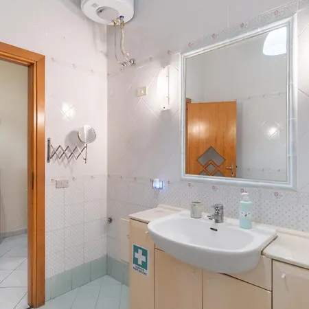 Stazione A 160m - Mediterranea Διαμέρισμα Νάπολη